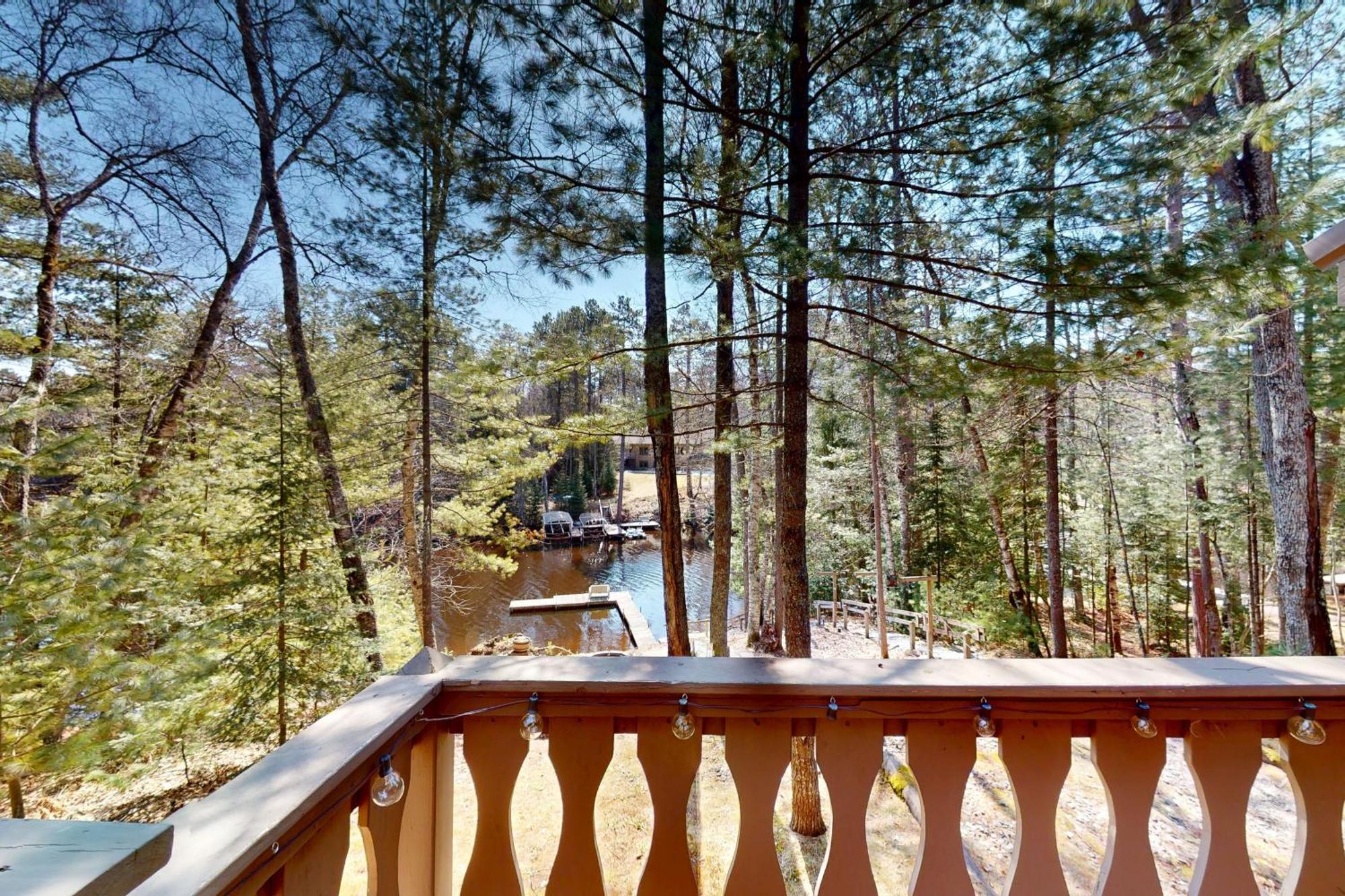 Dragonfly Landing Villa Eagle River Exterior photo